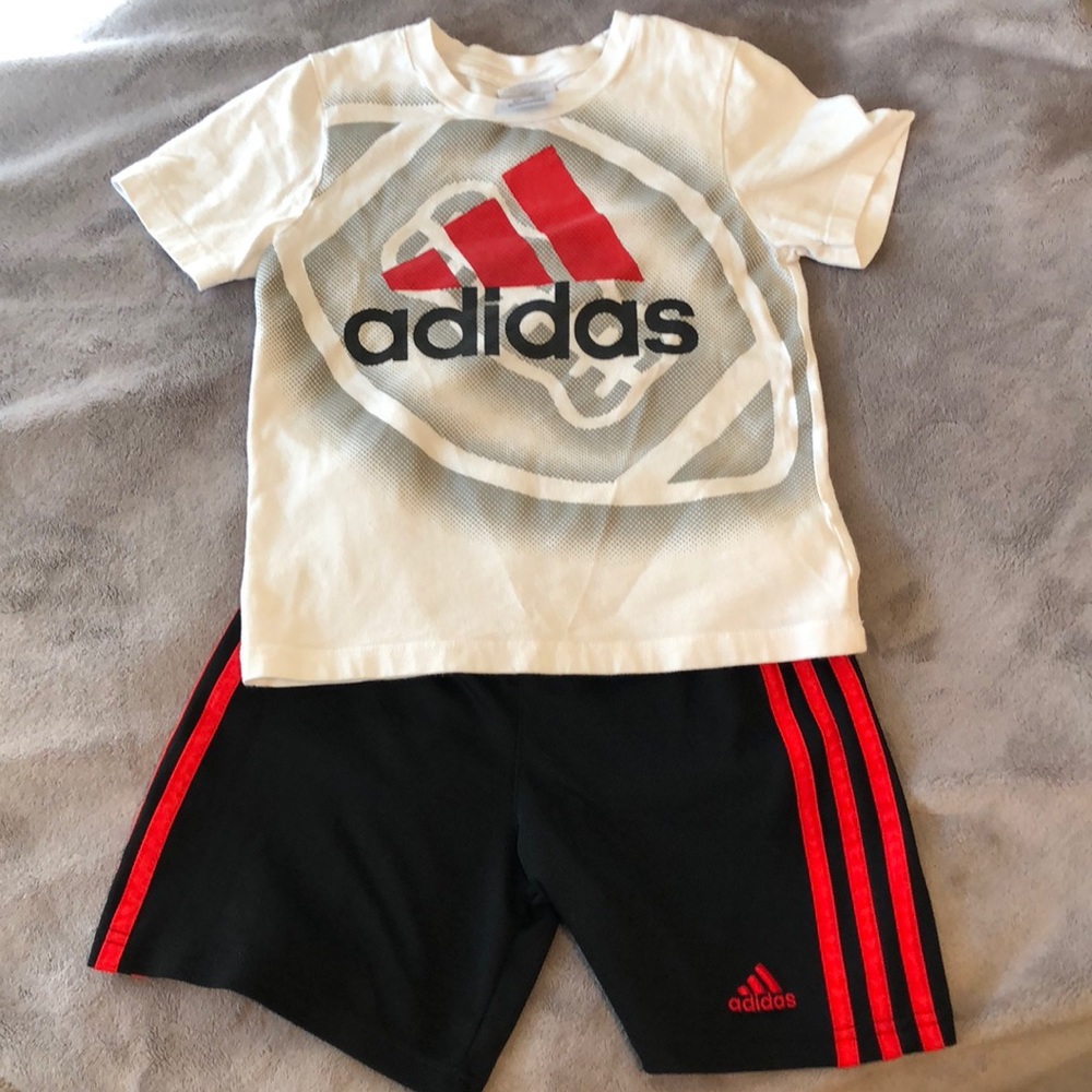Boys 4T adidas shorts and t-shirt set